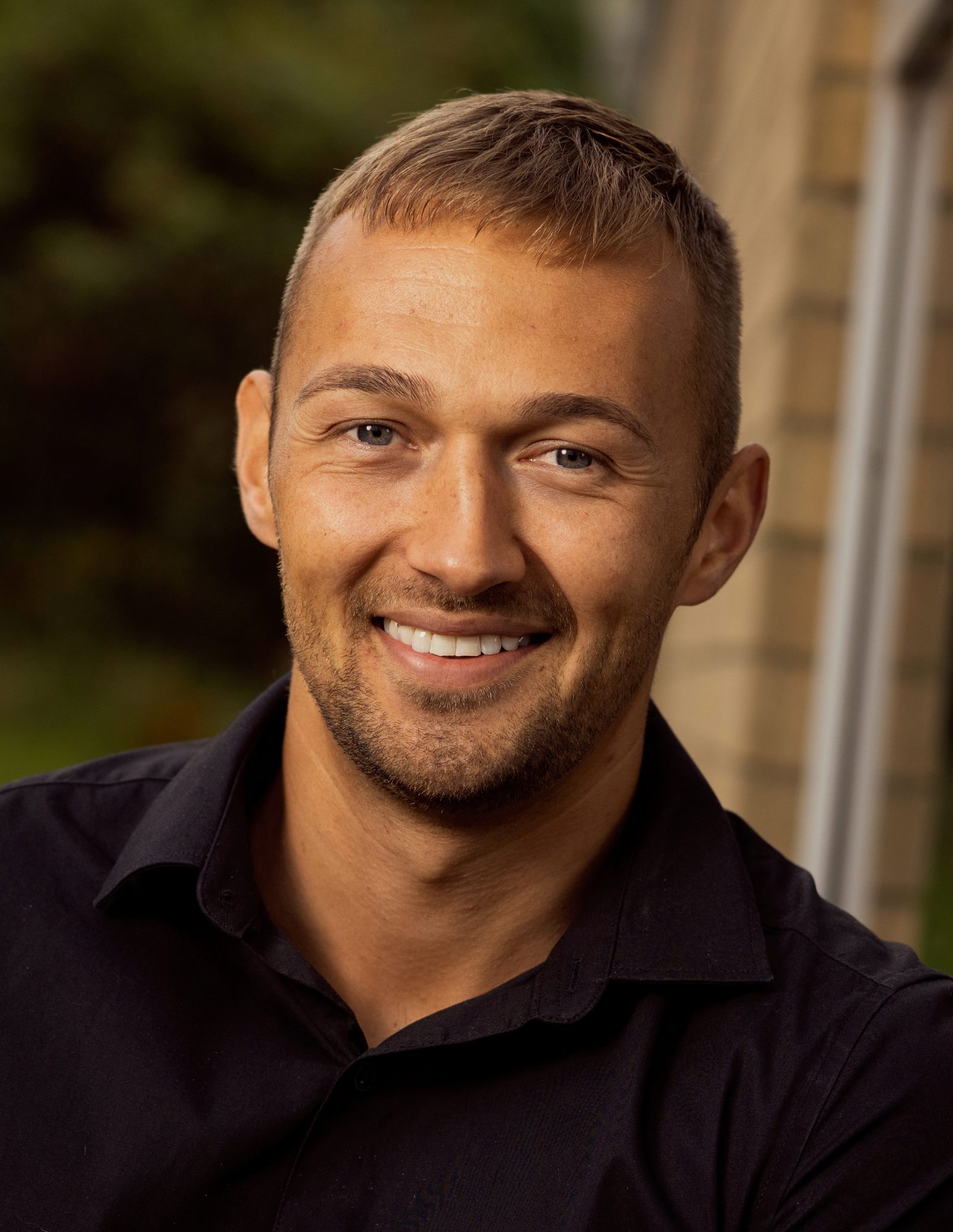 photo for social headshot scaled